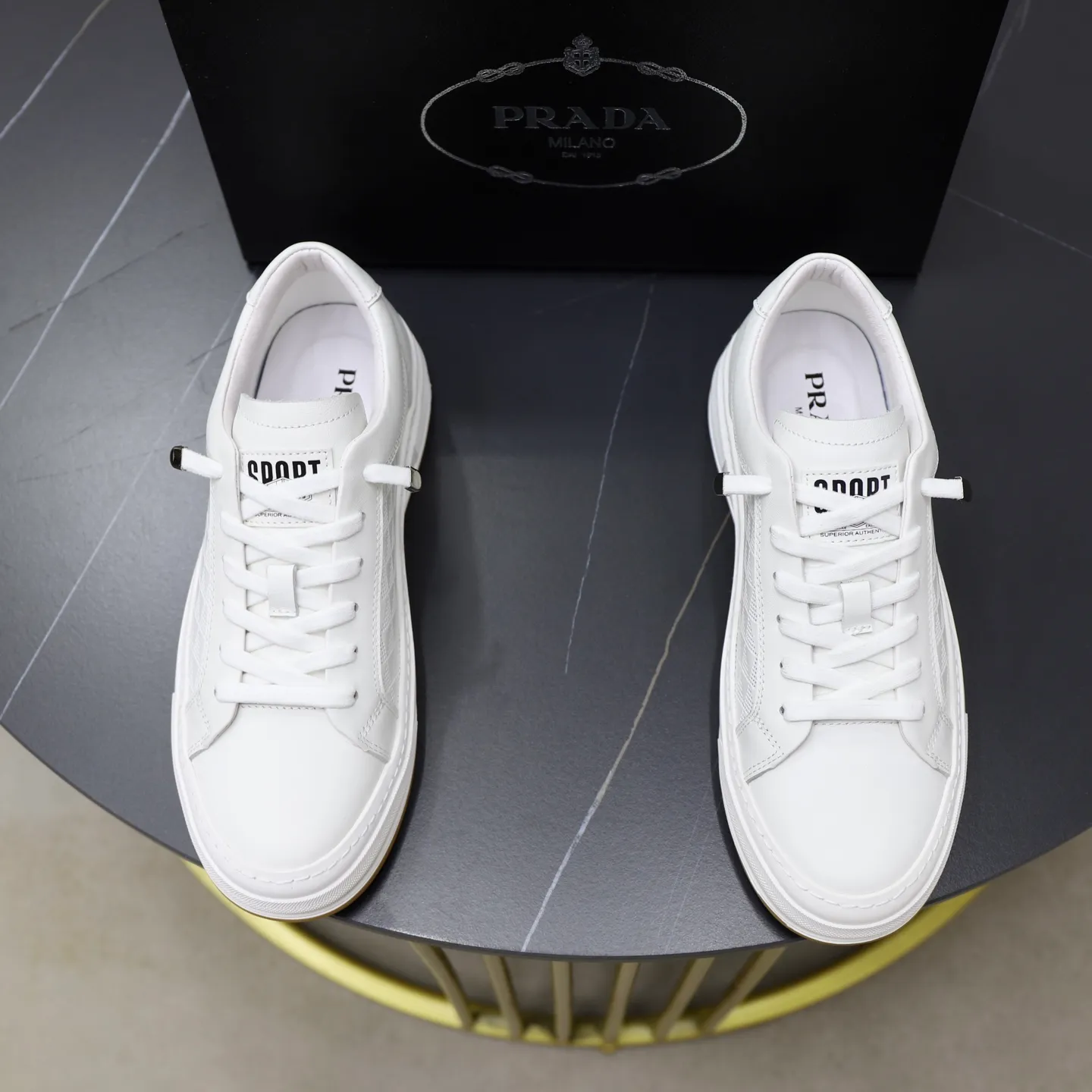 Men's shoes: 440💰🙅‍♂️🙅‍♂️🙅‍♂️ Brand: PRADA Standard code: 38–44 (45 can be customized) Level: Same as the official website Material: Original cowhide fabric Comfortable pigskin lining Lightweight and wear-resistant outsole Style category: Men's fashionable casual shoes and boots Running sneakers Distinguished luxury brand elements Top luxury Color: actual picture color